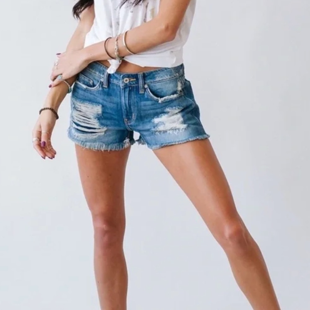 KanCan Gigi Boyfriend Fit Denim Shorts